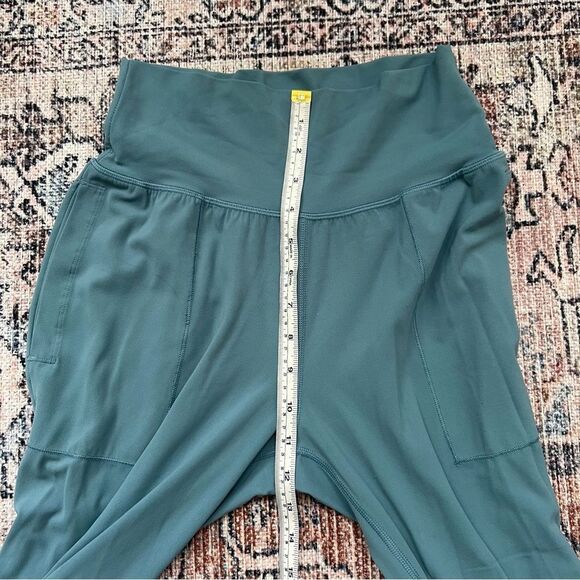 Athleta Salutation Jogger Pant in Powervita Light Blue Teal High Rise Size XS - Picture 10 of 15